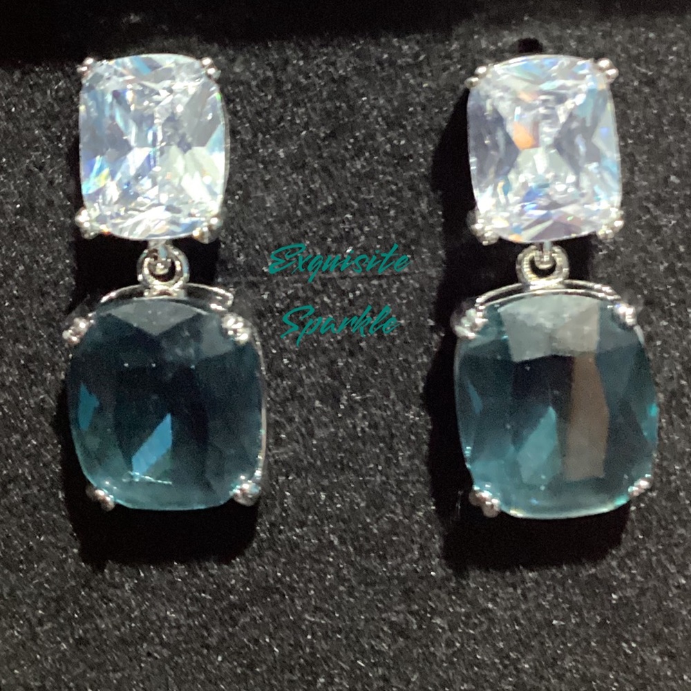 - 💋Elegant White and Teal Zircon Drop Earrings - Picture 16 of 16